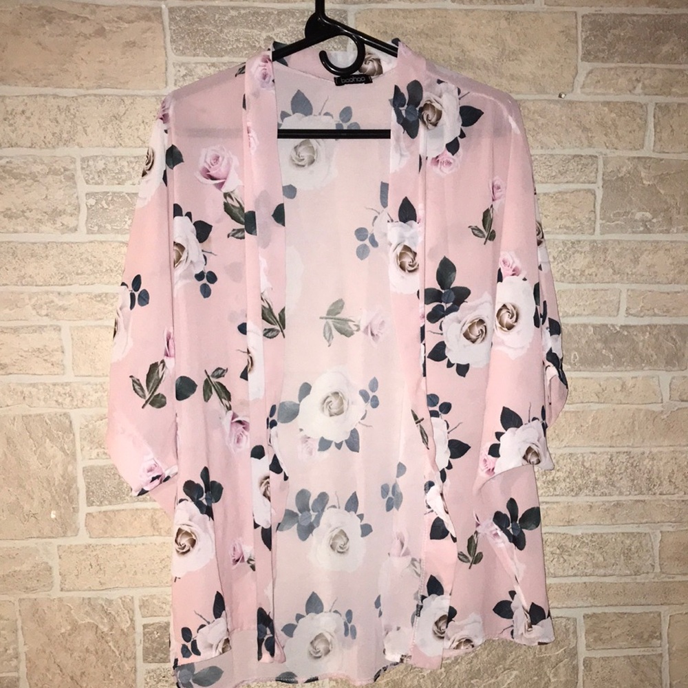 BooHoo Floral Kimono